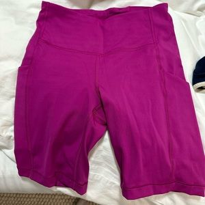 Athleta ultimate stash pocket short